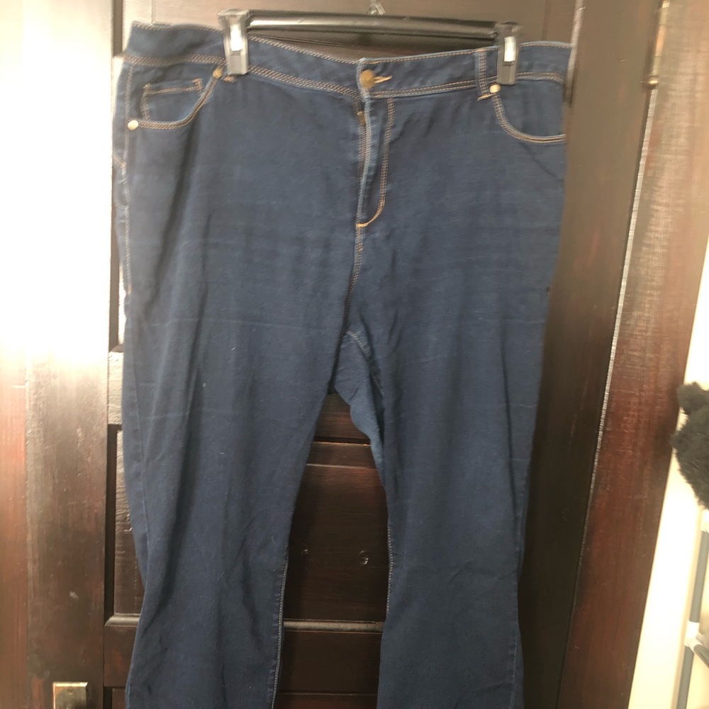 D. Jeans sz 20 dark wash jeans - booty lifting